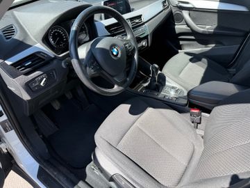 BMW X1 sDrive 18 d Advantage+LED+SHZ+AHK+Navi+Garant