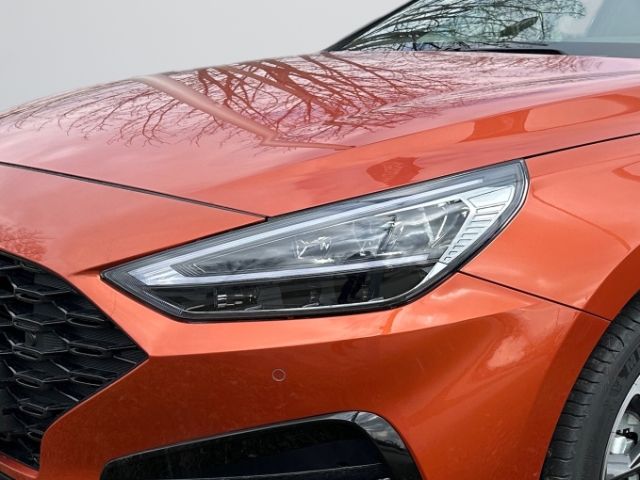 Fahrzeugabbildung Hyundai i30 Advantage 1.0 T-GDI EU6e Navi Digitales Cock