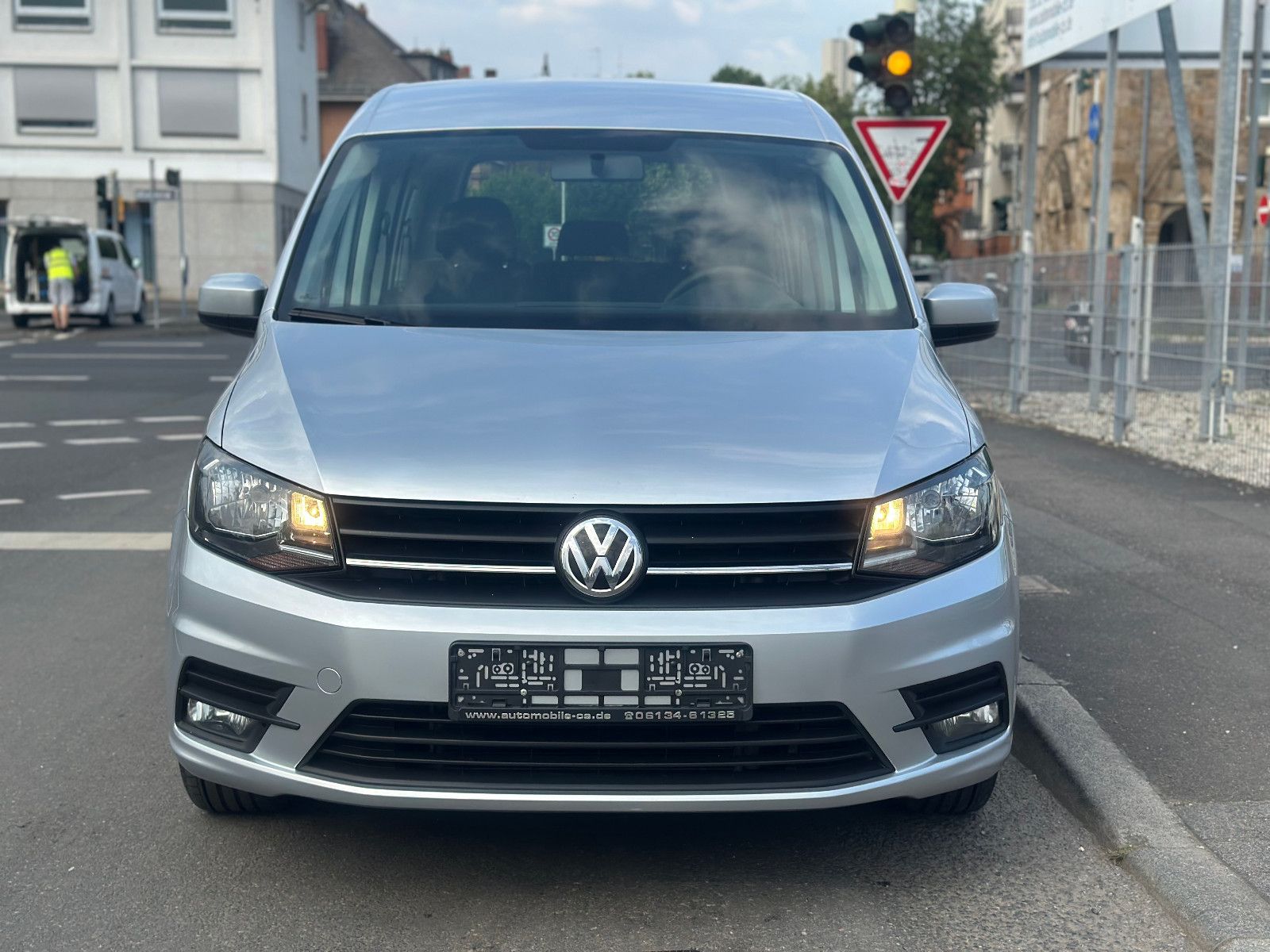 Fahrzeugabbildung Volkswagen CADDY TRENDLINE BMT*WENIG KM*