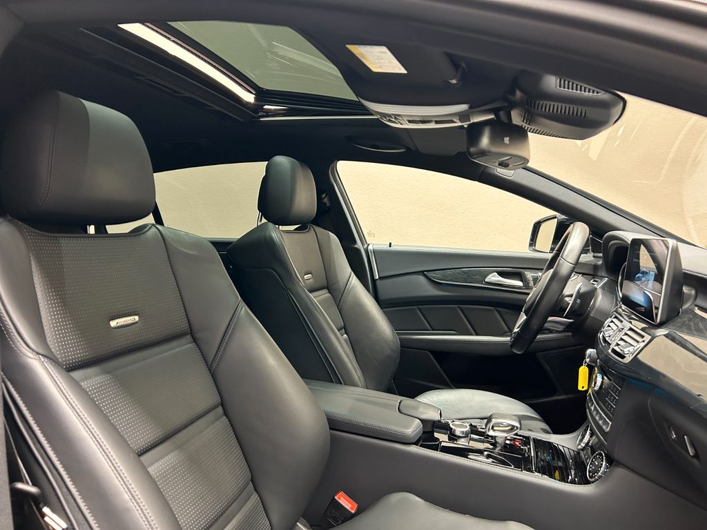 Mercedes-Benz CLS 63 AMG Shooting Brake CLS63 AMG Shooting Brake 4M**750PS**20"**NIGHT**