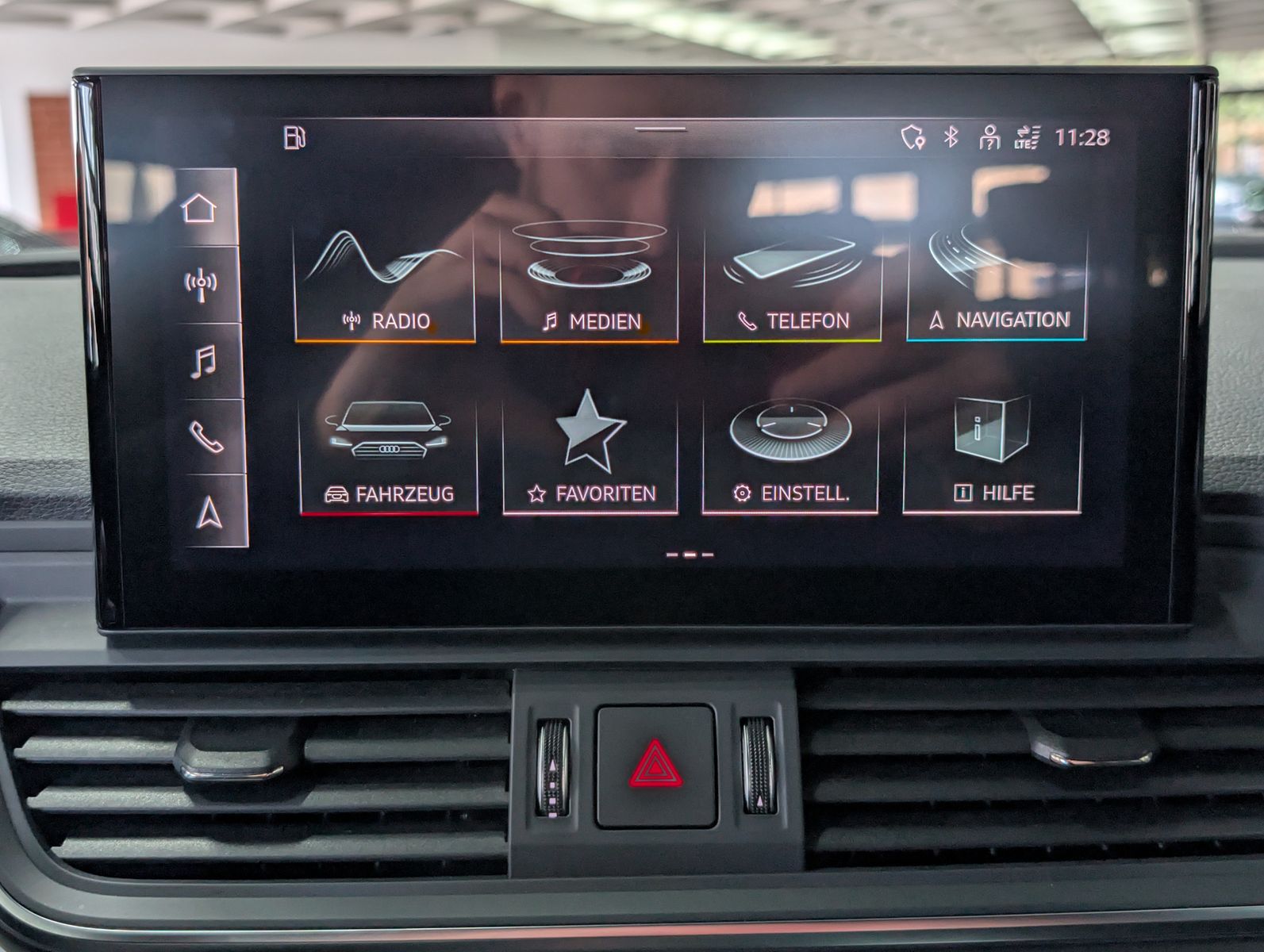 Fahrzeugabbildung Audi Q5 50 TFSIe quattro Sportback AHK MATRIX ACC APP
