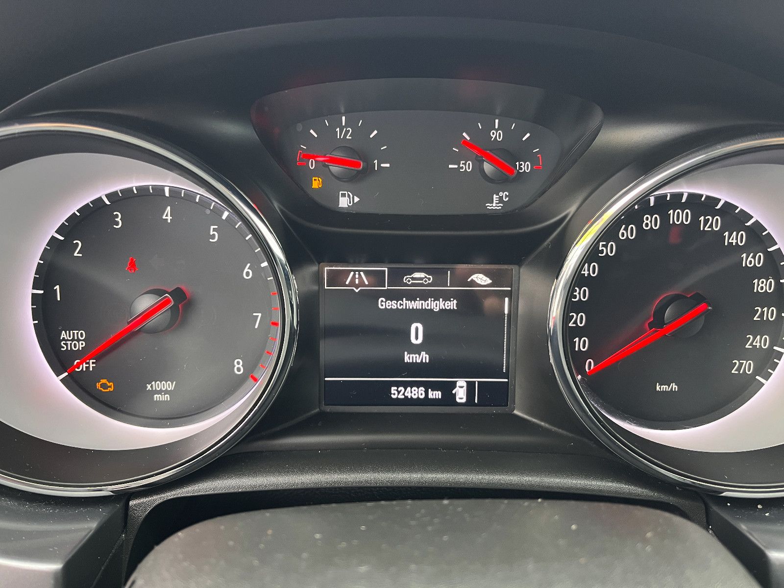 Fahrzeugabbildung Opel Astra K Sports Tourer Business Seitenschaden