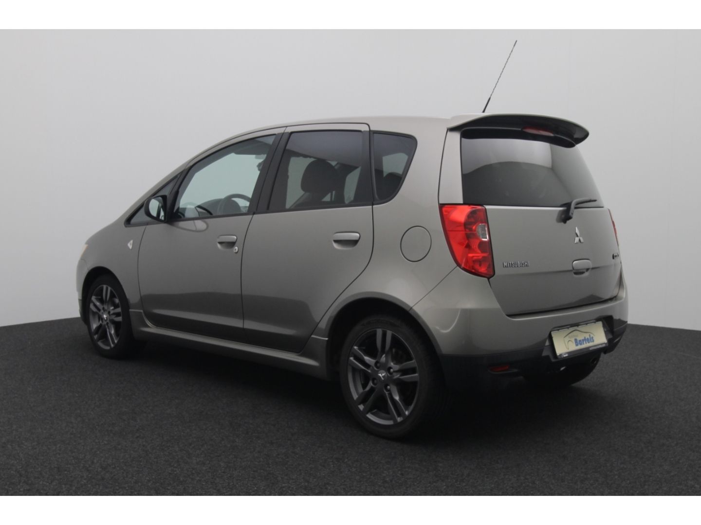 Fahrzeugabbildung Mitsubishi Colt 1.3 Polar Tempomat Multifunktion SHZ Notbre