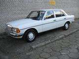Mercedes-Benz MERCEDES W123  280E , 2 VORBESITZER - scheckheftgepflegte Mercedes R 280