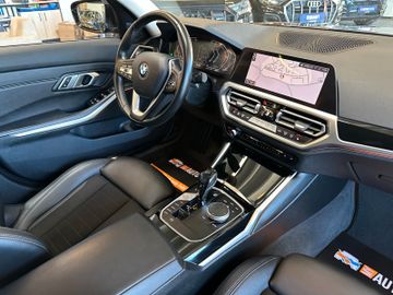 MYAUTOCENTER – Gebraucht- und Jahreswagen mit Werkstattservice in Pfaffenhofen BMW 330 *1-HAND*SERVICETÜV NEU*KEYLESS*LED*M-SPORT*