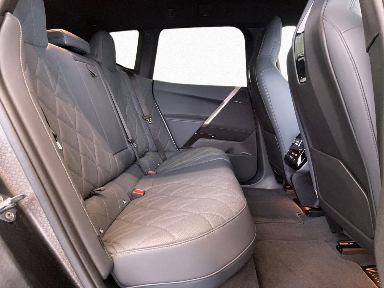 BMW iX - Bild 11