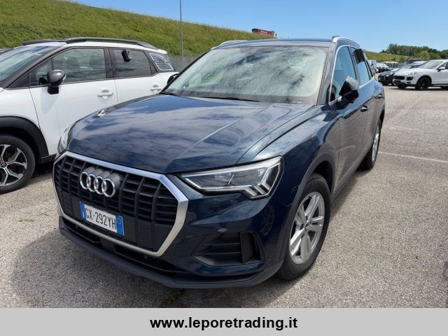 AUDI AUDI Q3 35 TFSI S tronic Business Advanced