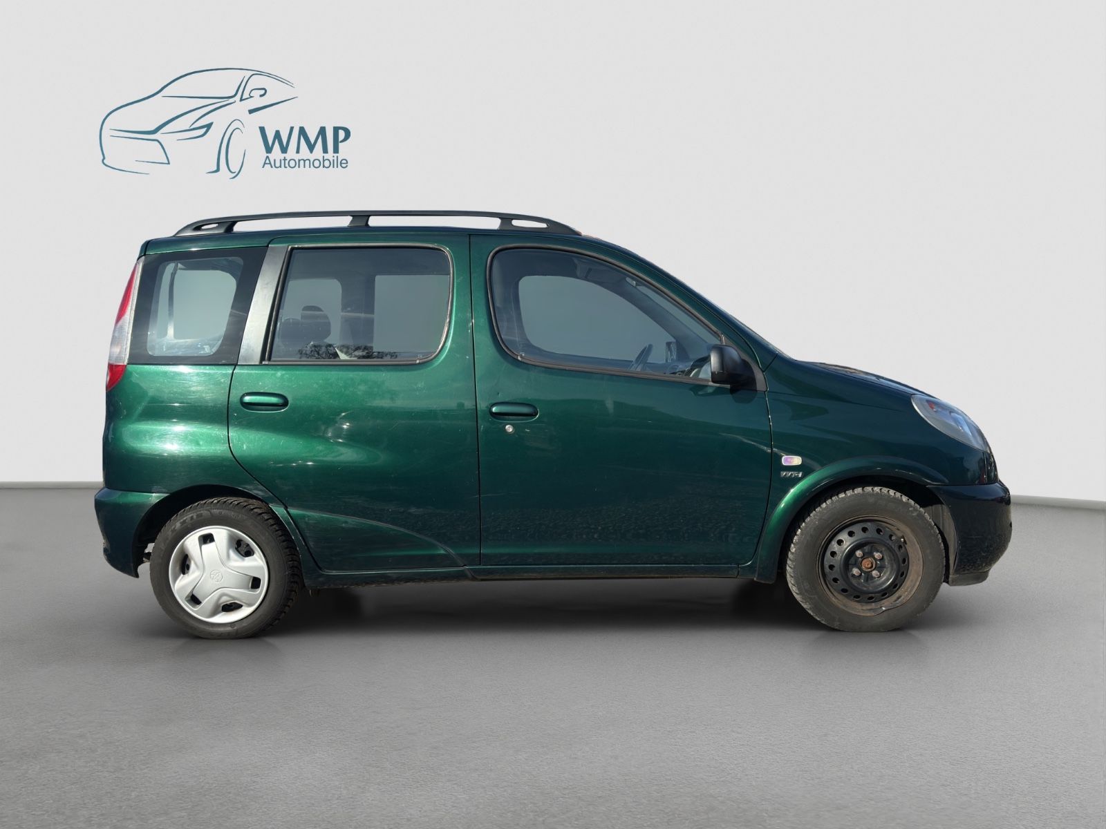 Fahrzeugabbildung Toyota Yaris Verso 1.3 linea Servo/Dachreling/TÜV NEU