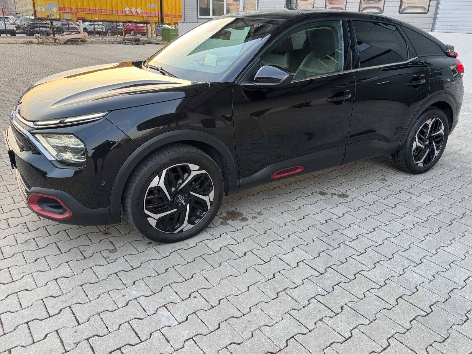 Citroën C4 BlueHDi 131PS SHINE AT8 Voll Leder Panorama