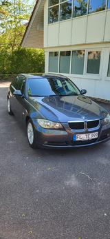 BMW 318i - HU 1/26  - BMW 318 in Kiel