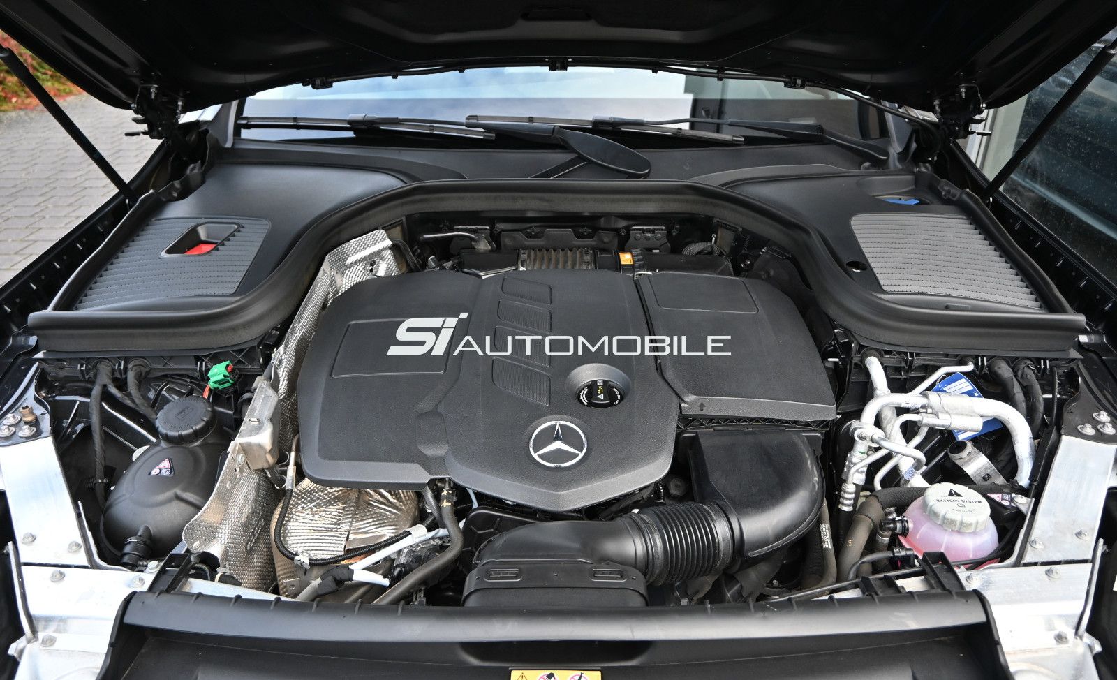 Fahrzeugabbildung Mercedes-Benz GLC 300 de 4MAT. °ACC°AHK°AIRMATIC°HUD°KEYLESS°
