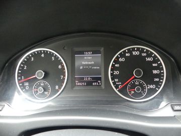Volkswagen Tiguan - 12