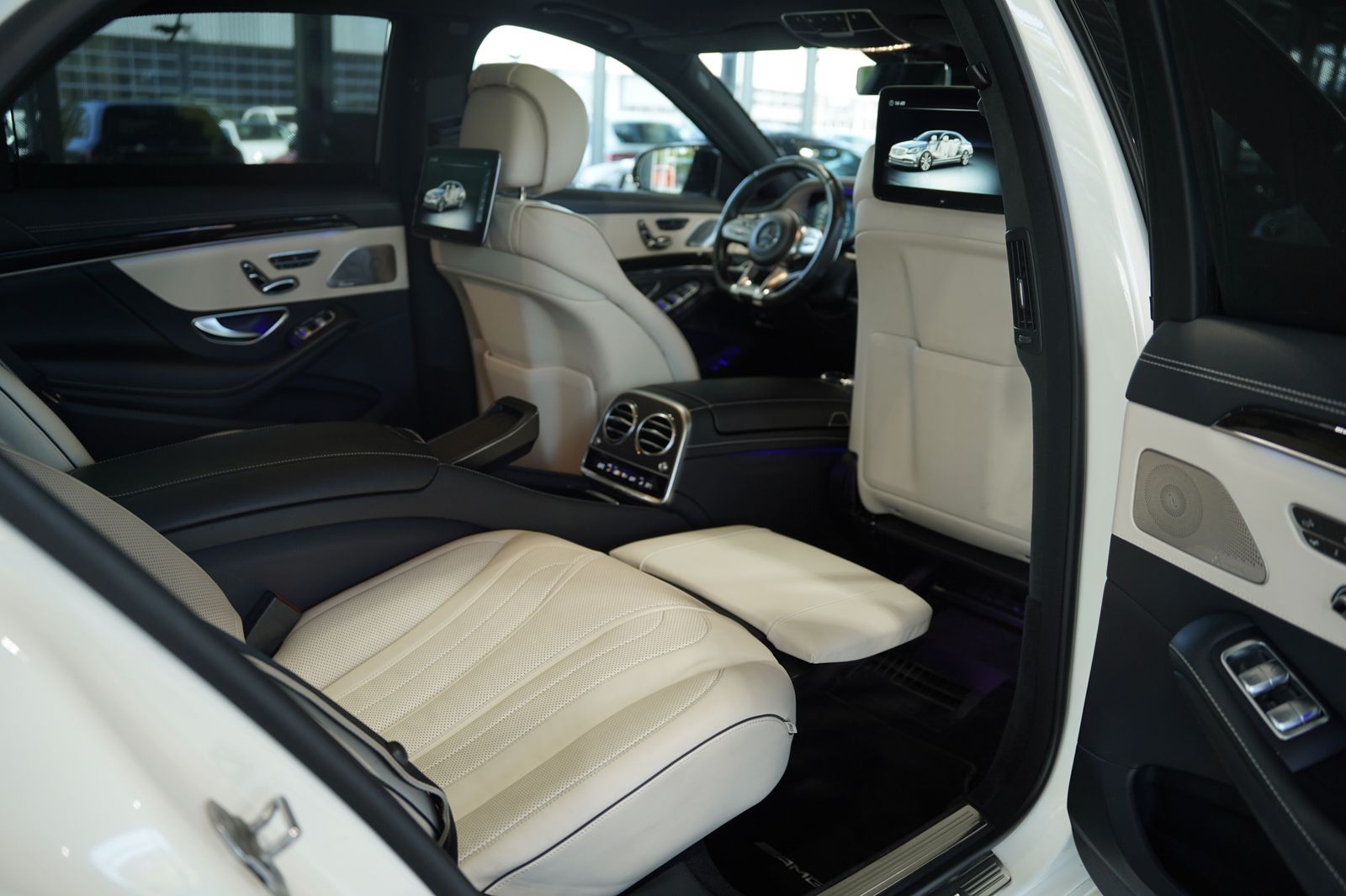 Mercedes Benz S 400