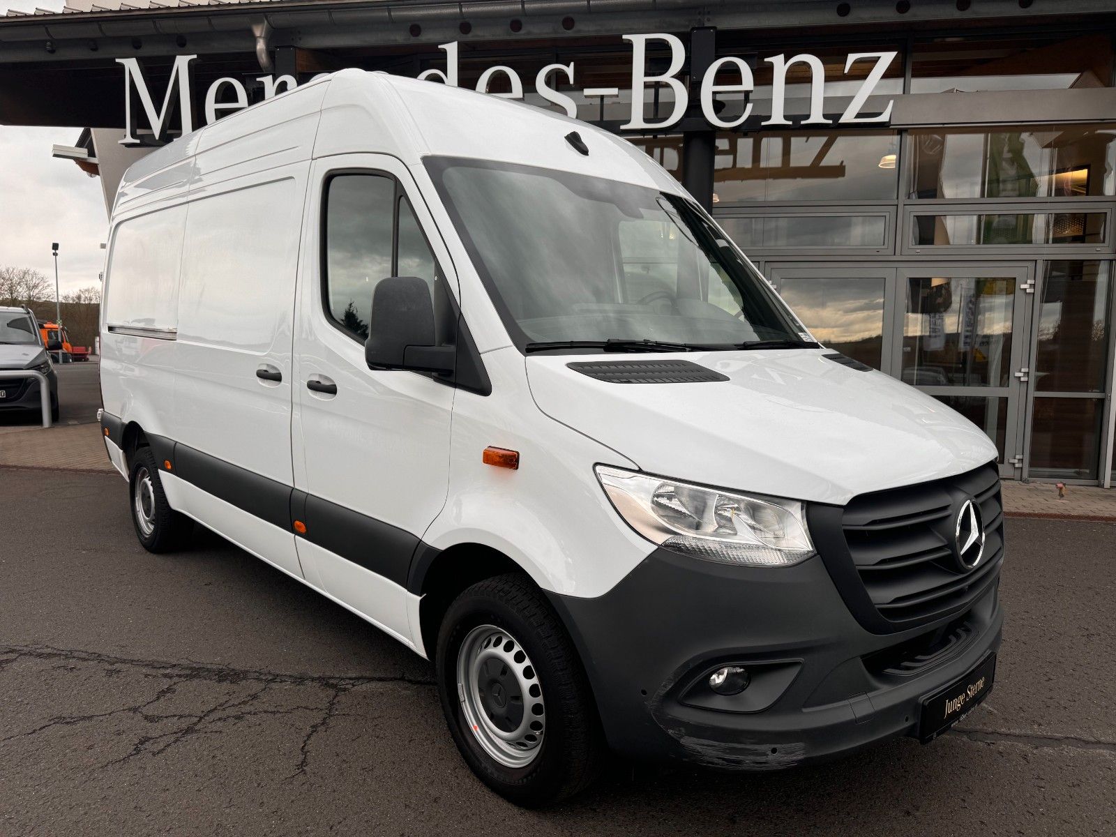 Fahrzeugabbildung Mercedes-Benz Sprinter 317 CDI 3665 Klima Kamera Schwingsitz