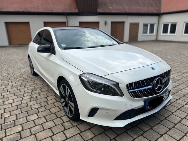MERCEDES-BENZ A 220 A A 220 CDI / d 4Matic