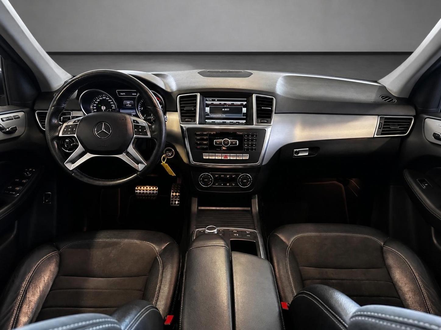 Mercedes-Benz ML 350 /BlueTec-Scheckheft-360°Kamera\