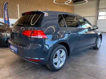 Volkswagen Golf VII Lim.  BMT *NAVI*SZHZ*PDC*TÜV-052027*