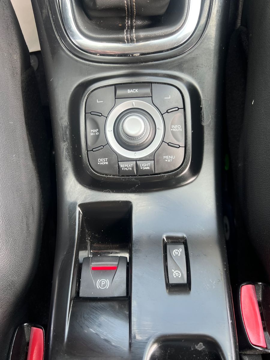 Fahrzeugabbildung Renault Megane III Grandtour BOSE Edition *KAMERA*