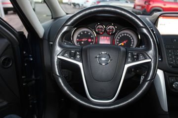 Fahrzeugabbildung Opel Zafira C Tourer 1.4 Turbo Edition AHK