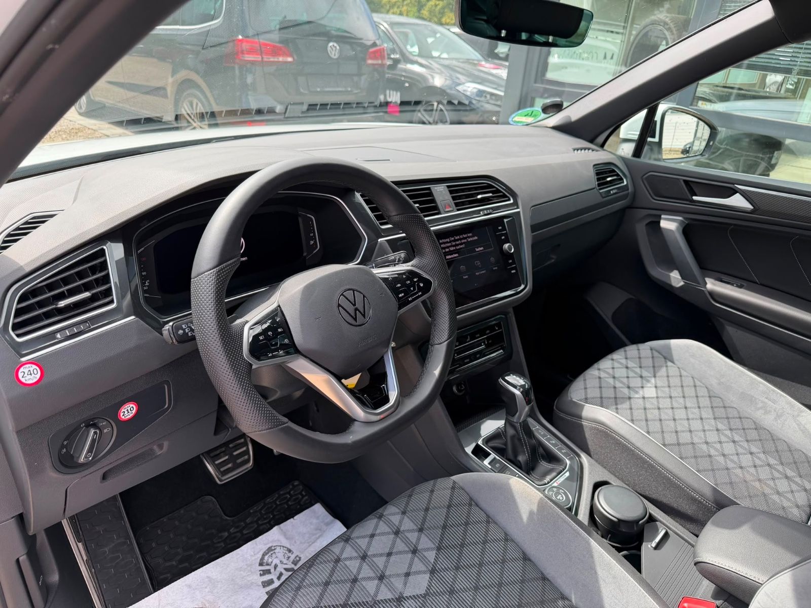 VW Tiguan Tiguan 2.0 TDI R-Line 4Motion*DSG*LED*Kamera*AHK, Ansicht 15