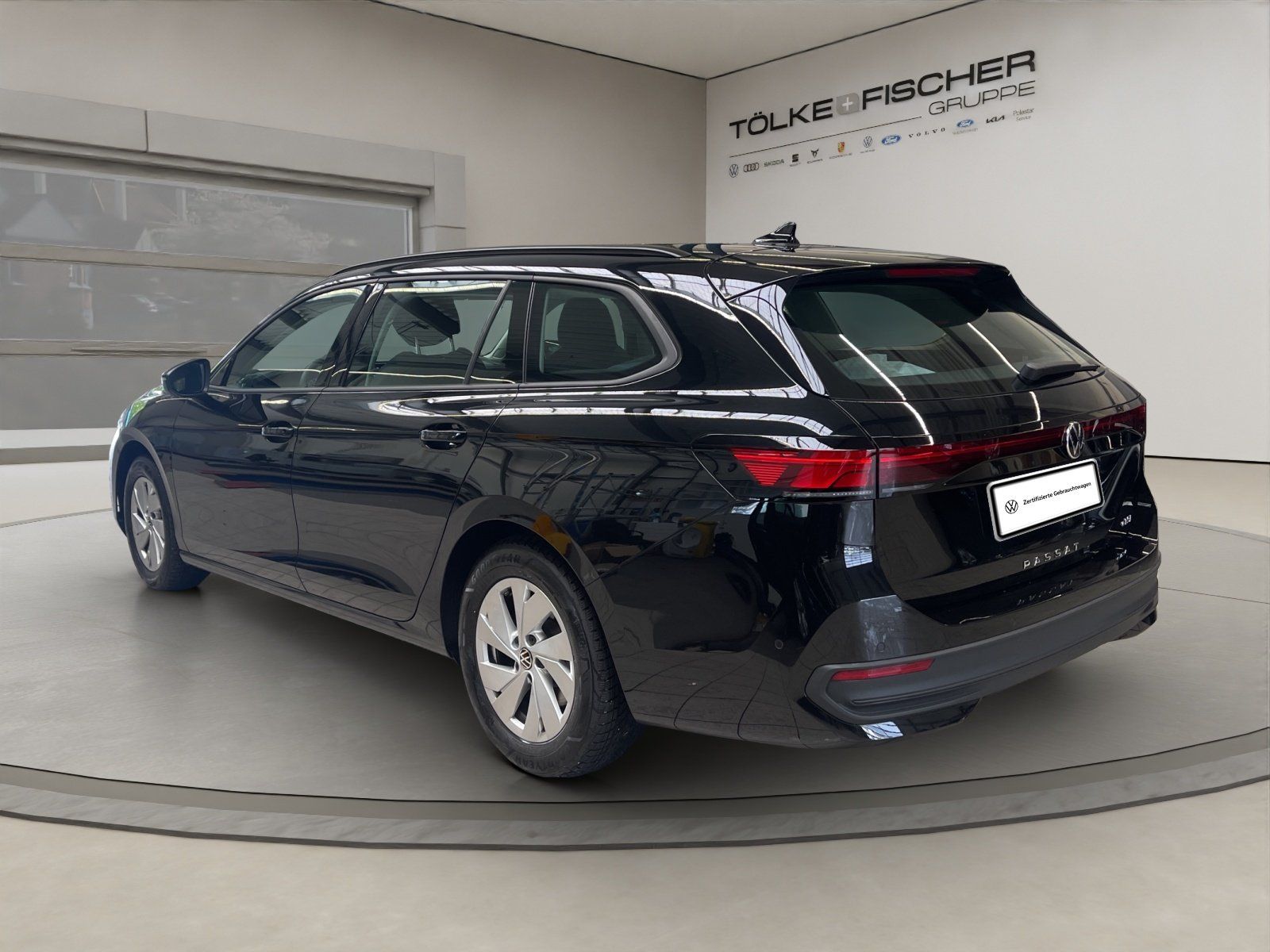 Volkswagen Passat Variant 1.5 eTSI W ACC AHK AUT Kam. LED foto 4