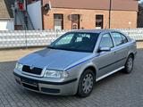 Skoda Octavia Lim. Tour - gebrauchte Skoda Octavia aus dem Jahr 2003