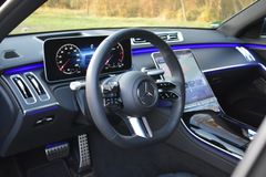 Fahrzeugabbildung Mercedes-Benz S 400 d 4MATIC Lang*AMG*Vollausstattung*on stock