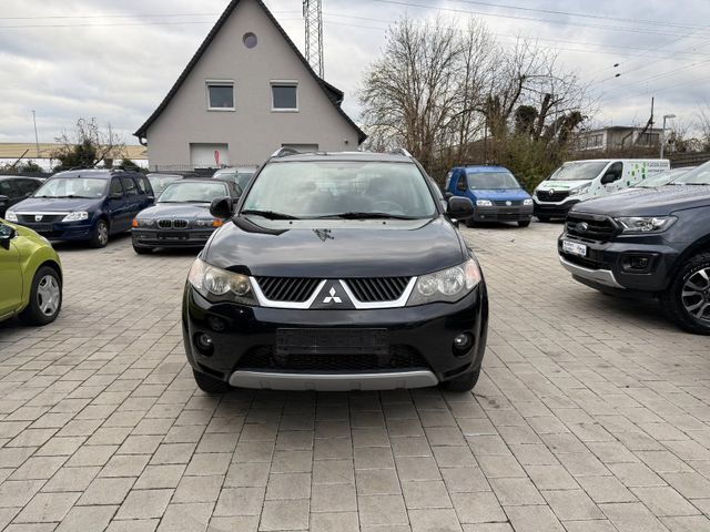 Mitsubishi Outlander 2.0 DI-D Invite Alrad 4 x4