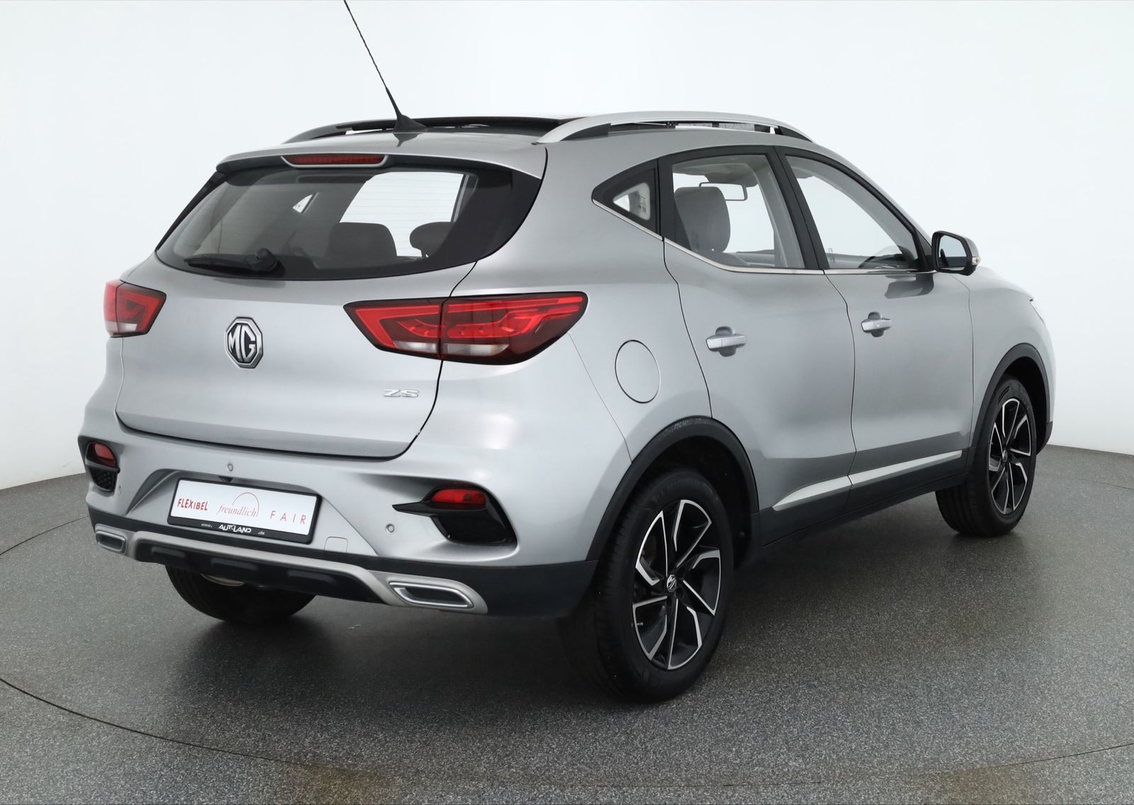 MG ZS