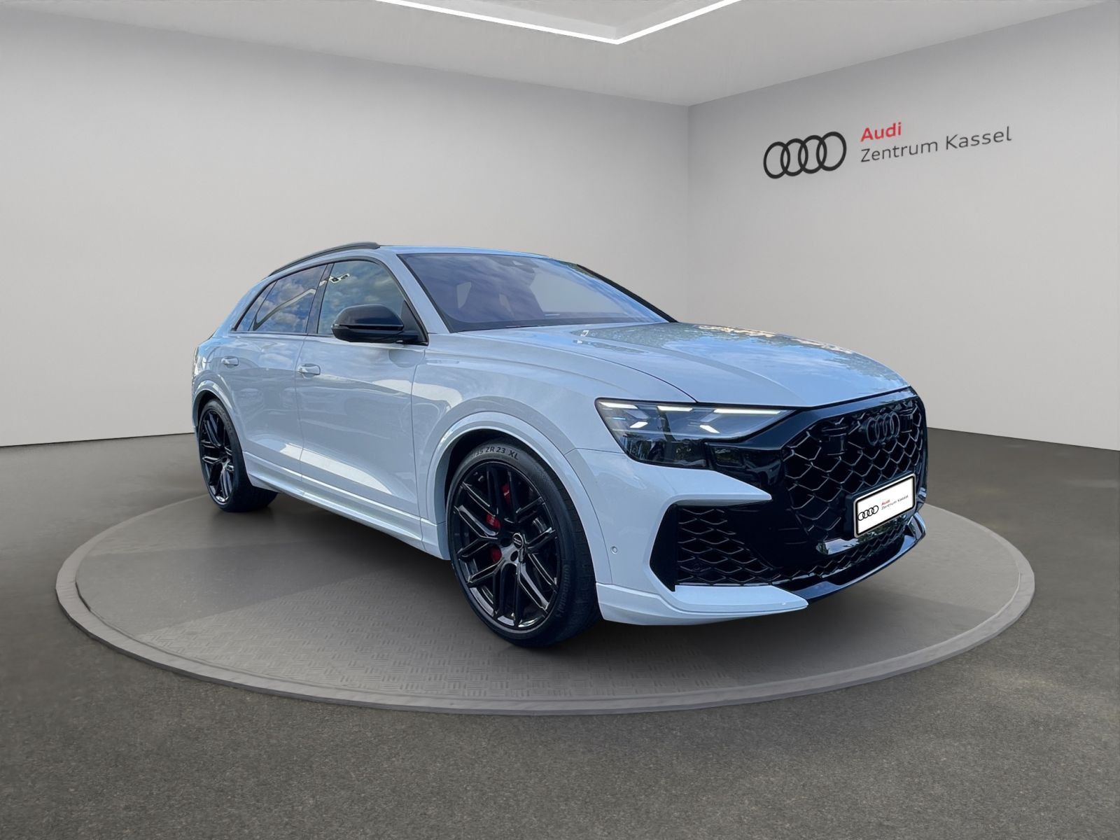 Audi RSQ8 - Bild 9