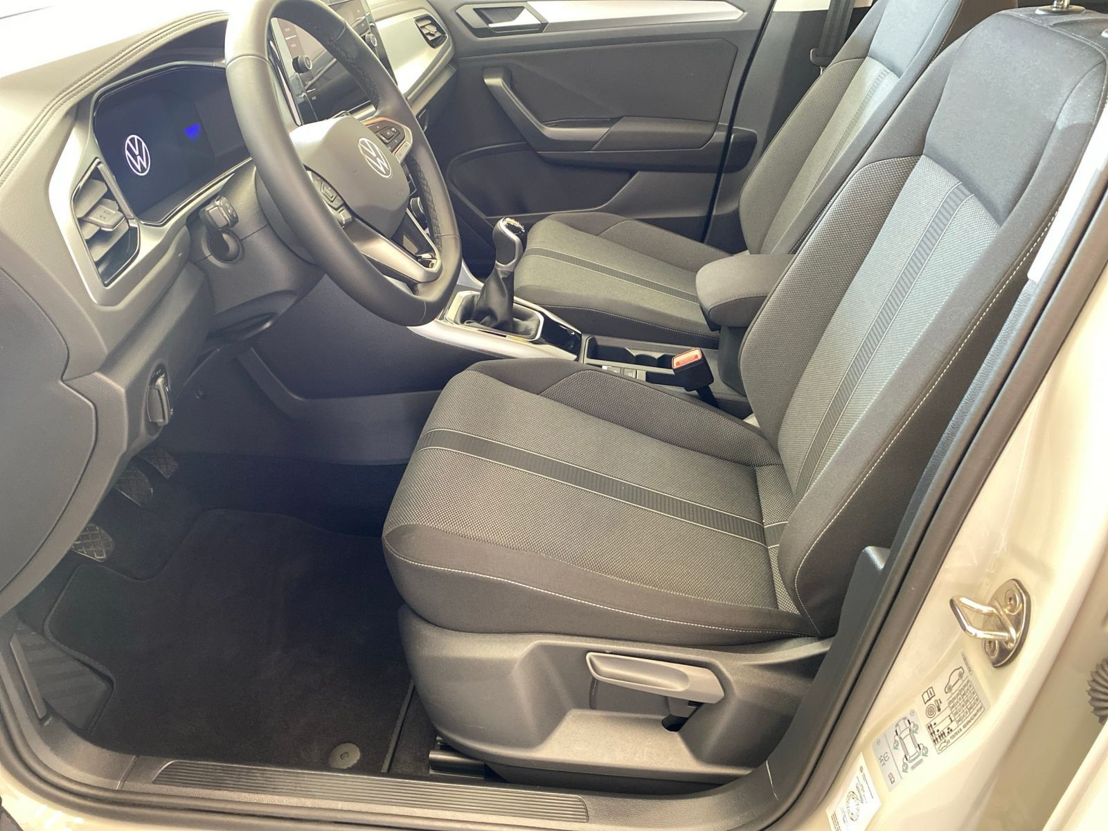 Volkswagen T-Roc - Bild 5