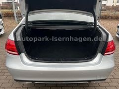 MERCEDES-BENZ E 220 CDI AVANTGARDE *Facelift*4xSHZ*S-Dach*VOLL