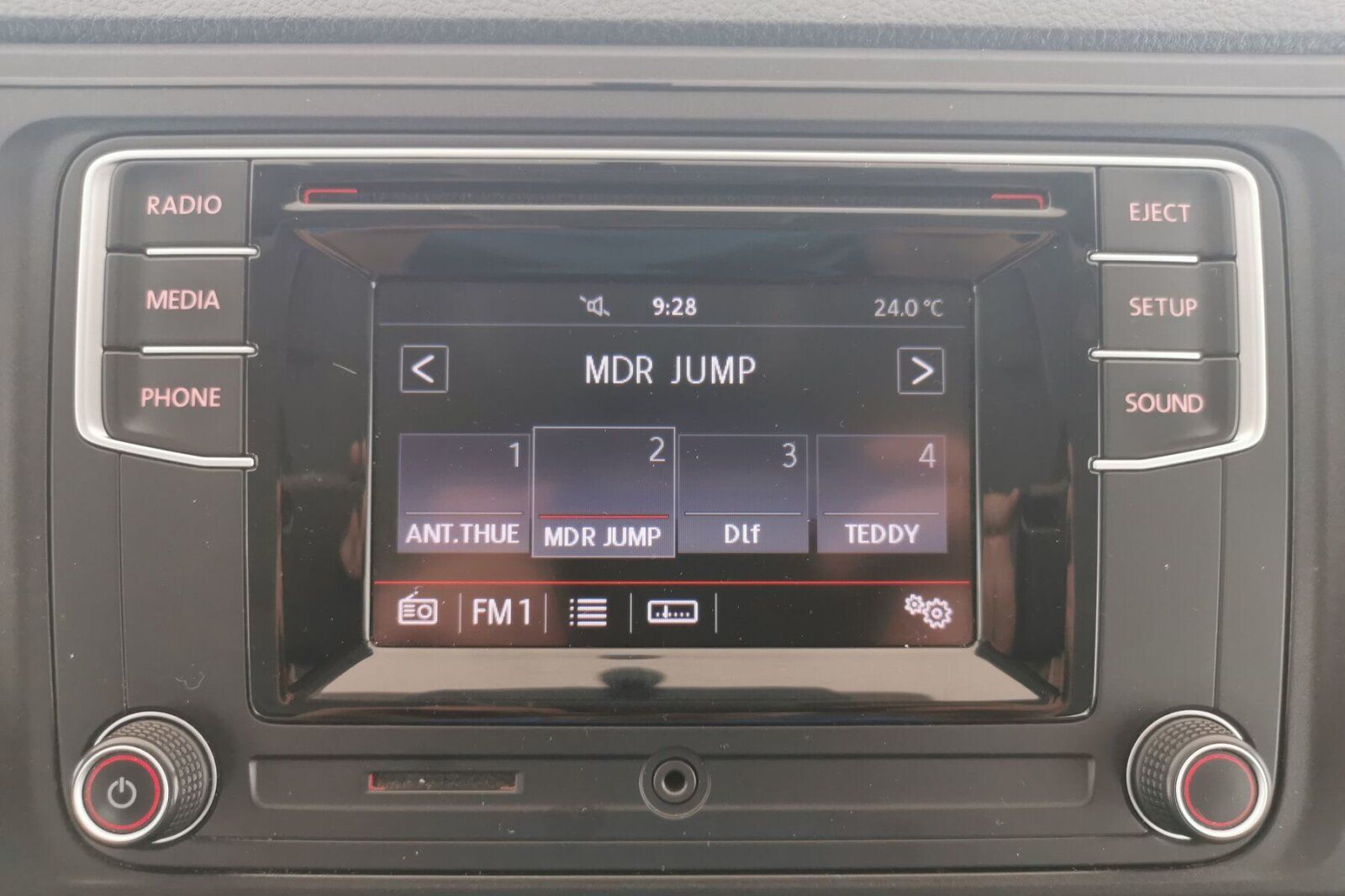 Volkswagen T6 2.0 TDI Multivan Trendline BLUETOOTH 7-SITZER foto 15