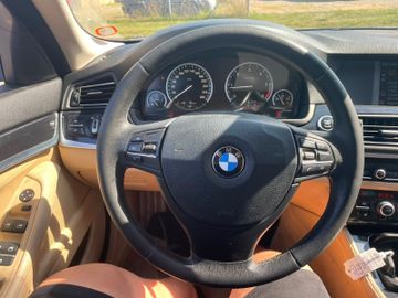BMW 520 - 11