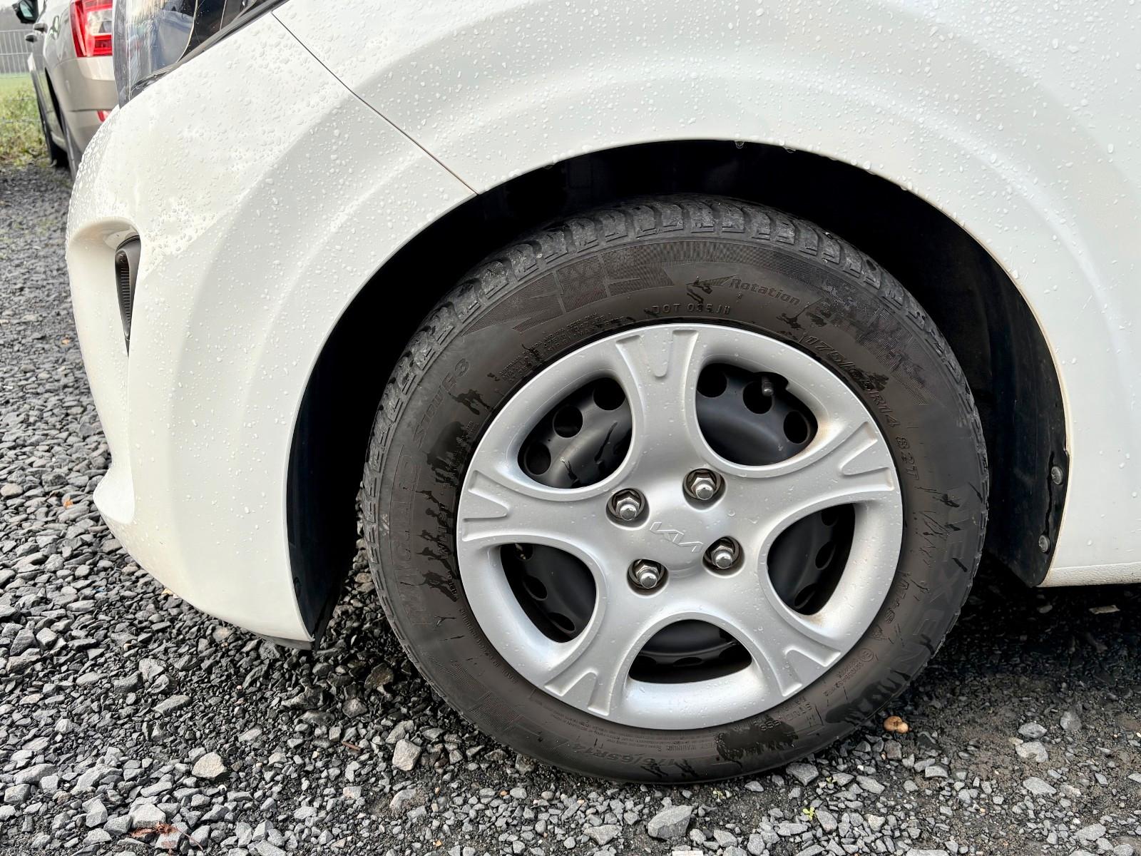 Kia Picanto Edition 7 Klima 1.HAND SCHECKHEFT