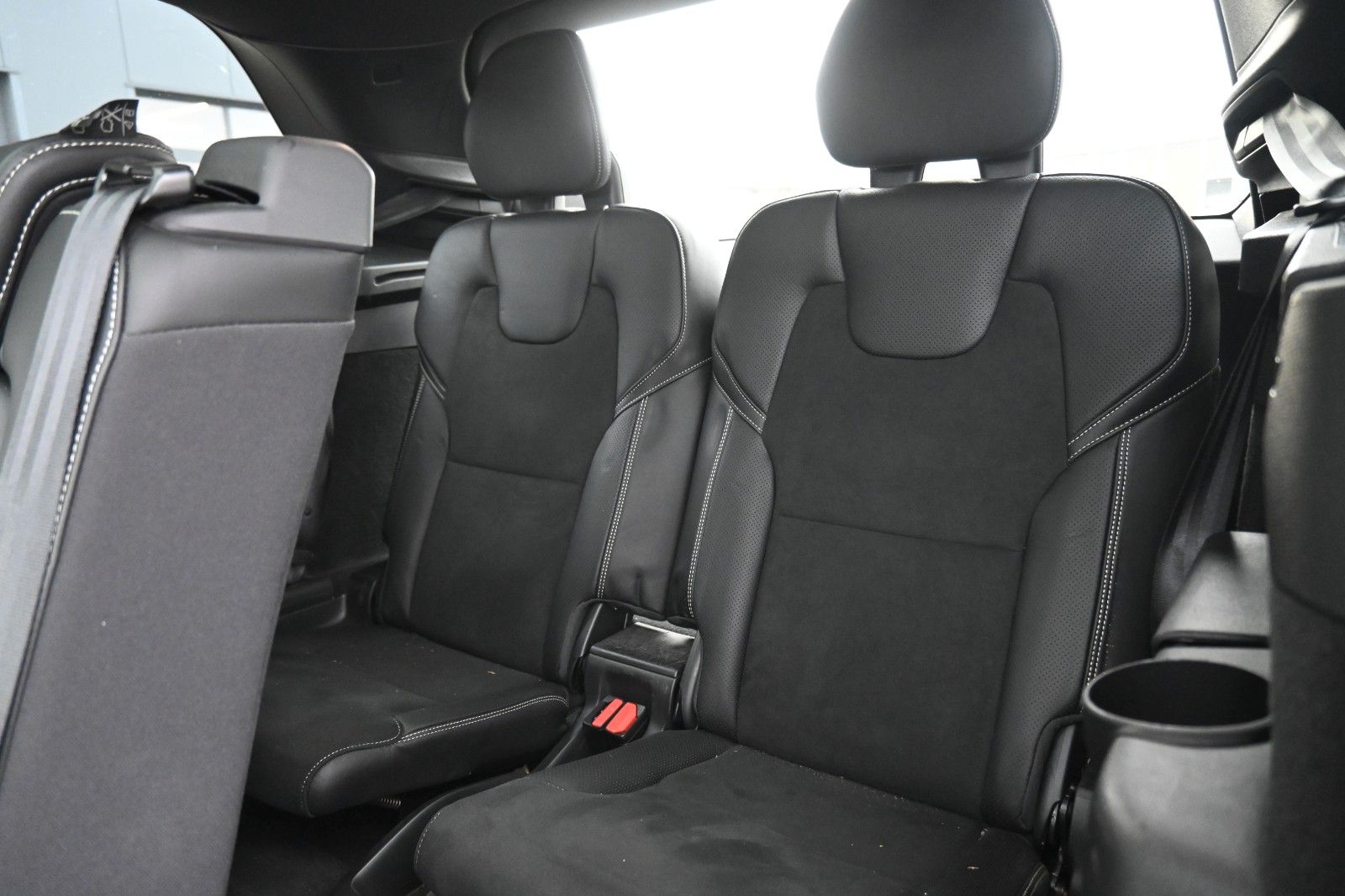 Fahrzeugabbildung Volvo XC90 D5 AWD*R Design*LUFT*PANO*7Si*LED