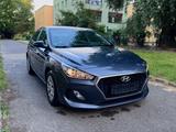 Hyundai i30 1.4 Select Select - Hyundai i30 Gebrauchtwagen in Rostock