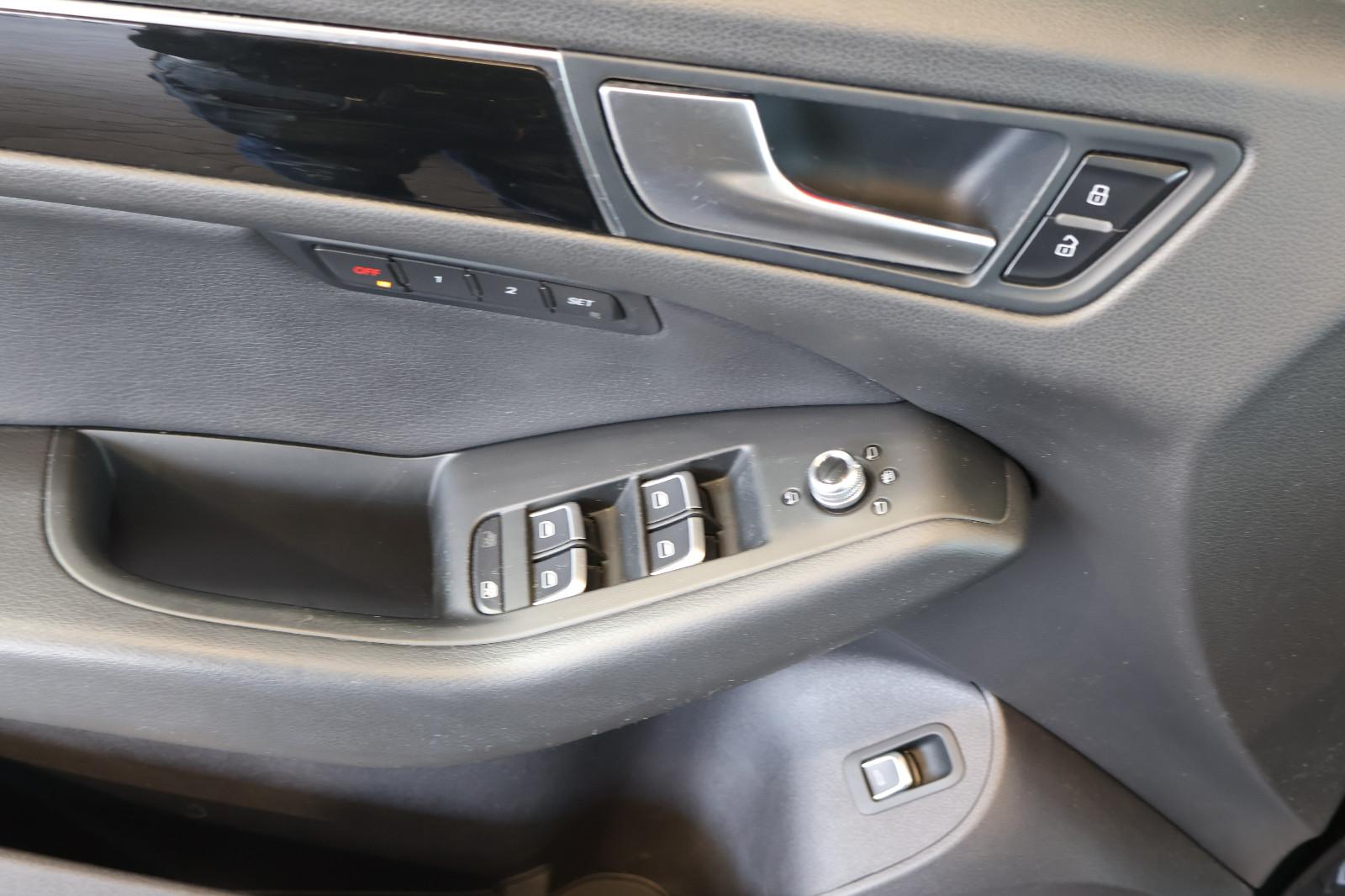 Audi Q5 3.0 TFSI V6 272 ch S Line BVA quattro Toit pano B&O Caméra Cuir
