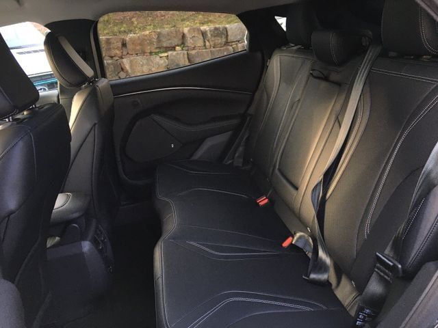 Fahrzeugabbildung Ford Mustang Mach-E   #99KW #RWD #Fahrerassistenz-Sys