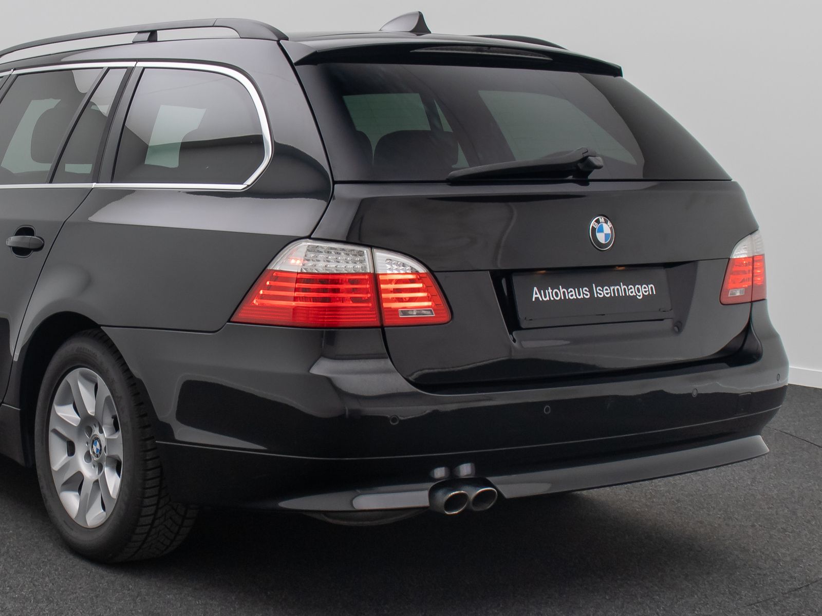 Fahrzeugabbildung BMW 525d Tempomat PDC Xenon NaviPro AHK Lordos HUD