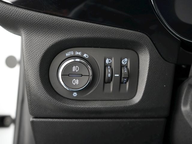 Corsa-e F GS-LINE 50kWH AT+LED LICHT+NAVI+RÜCKFA