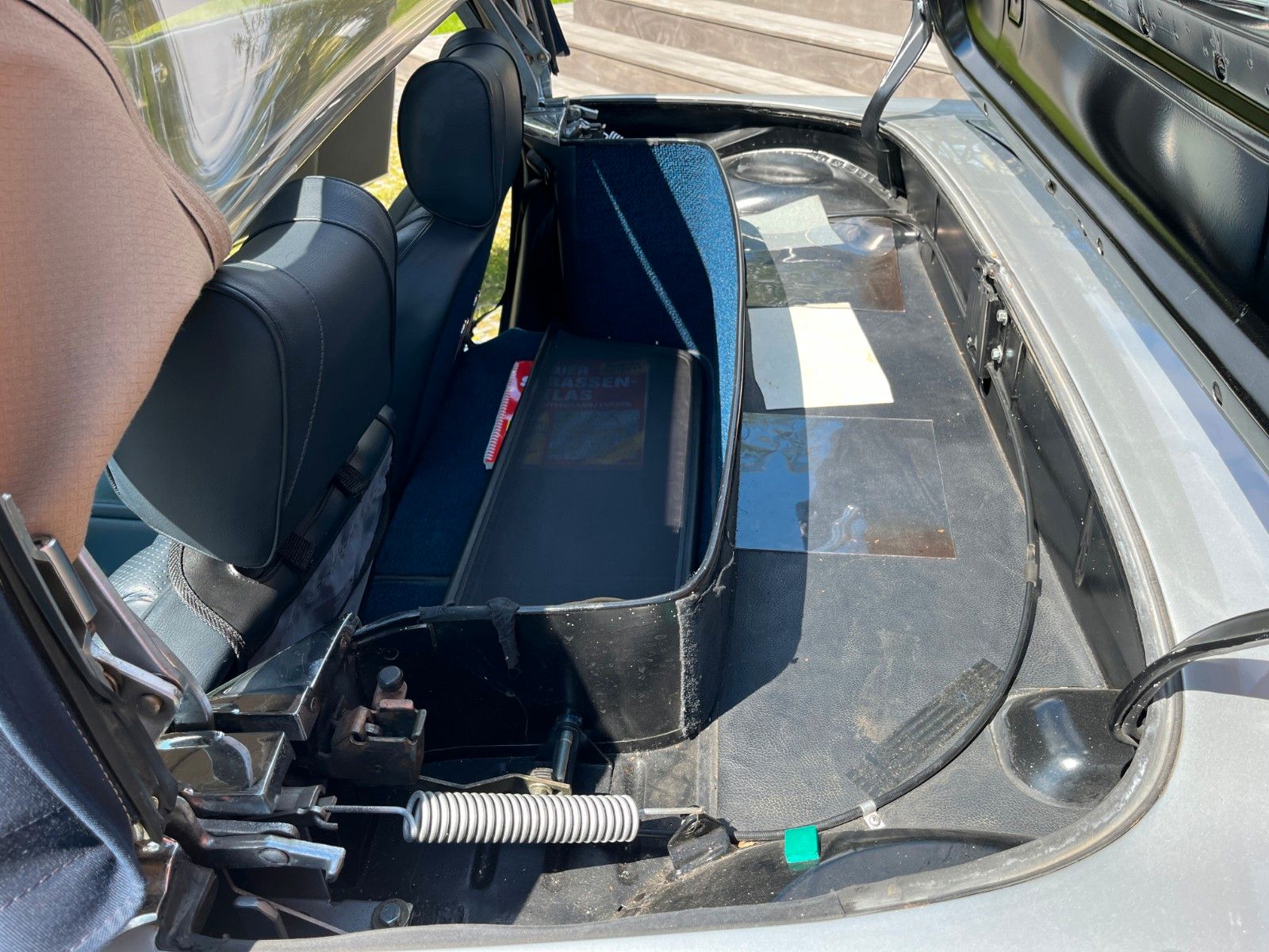 Fahrzeugabbildung Mercedes-Benz 230 SL
