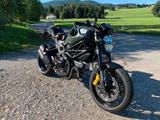 Ducati Monster 1100 EVO - Angebote entsprechen deinen Suchkriterien