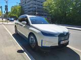 BMW iX xDrive40 - - BMW iX von privat