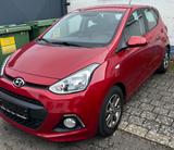 Hyundai i10 1.0 FIFA World Cup Edition FIFA World Cu... - Hyundai i10: Rot