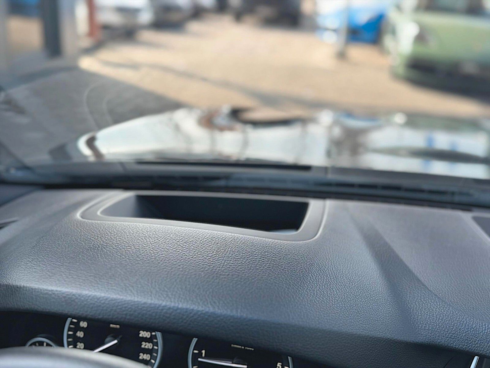 Fahrzeugabbildung BMW 520d xDrive M-Sport Shadow *LED*Head Up*Kamera*