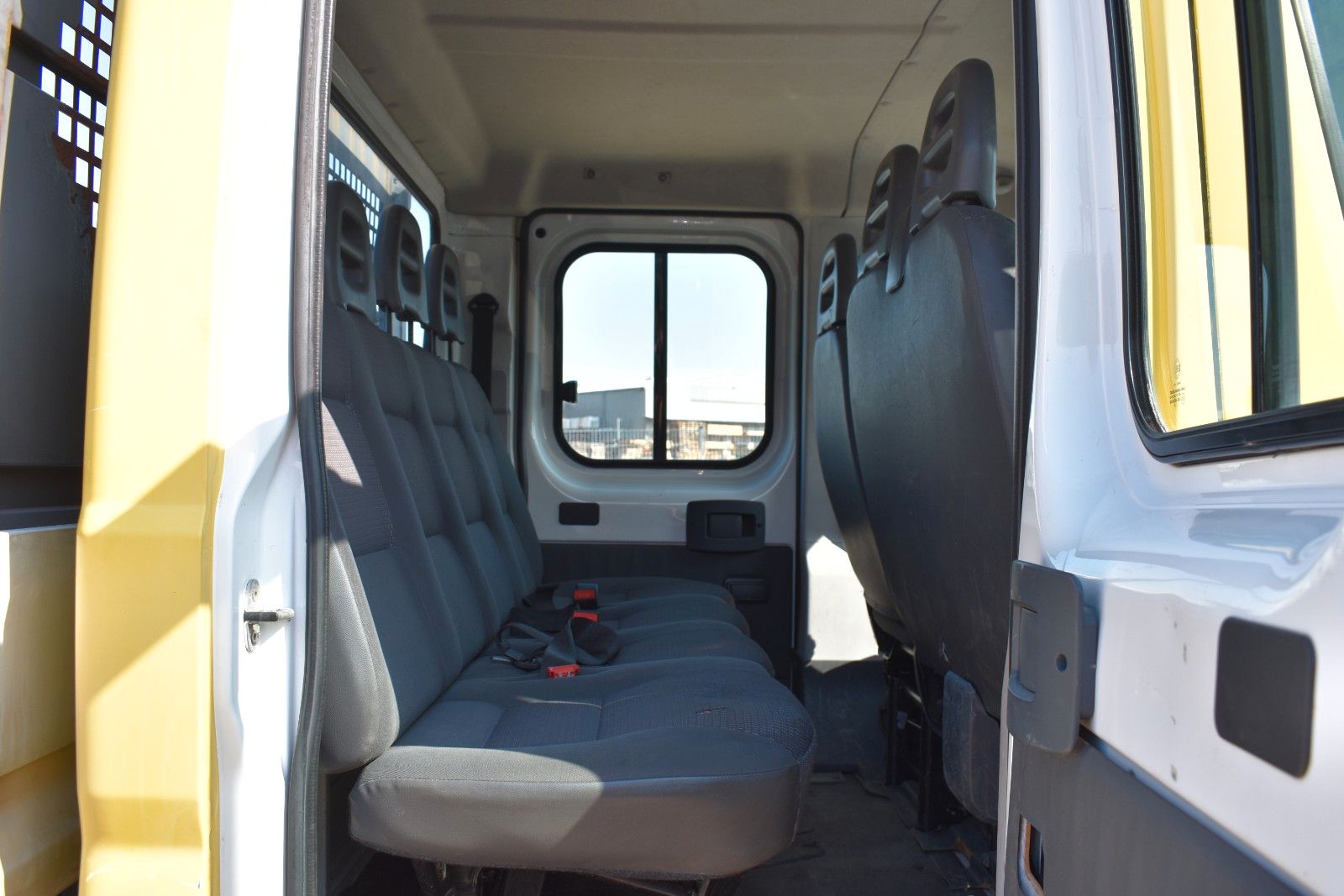 Fahrzeugabbildung Citroën Jumper Pritsche Doka. 35 L4 Lang HDi 120 Heavy
