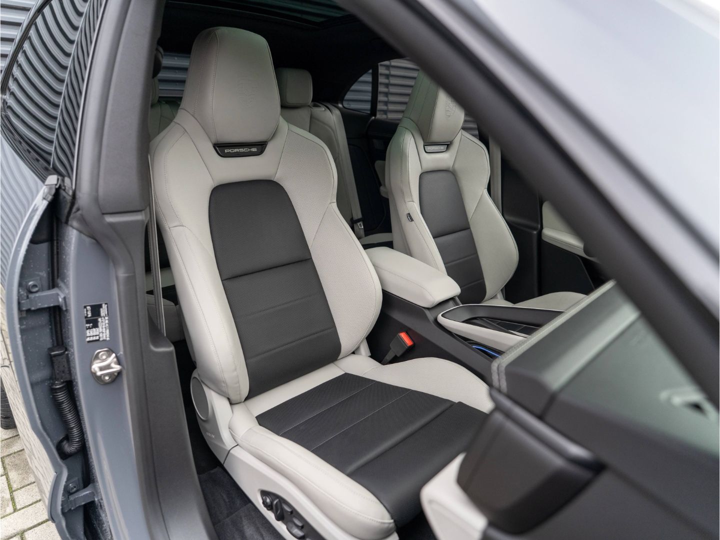 Porsche Macan - Bild 32