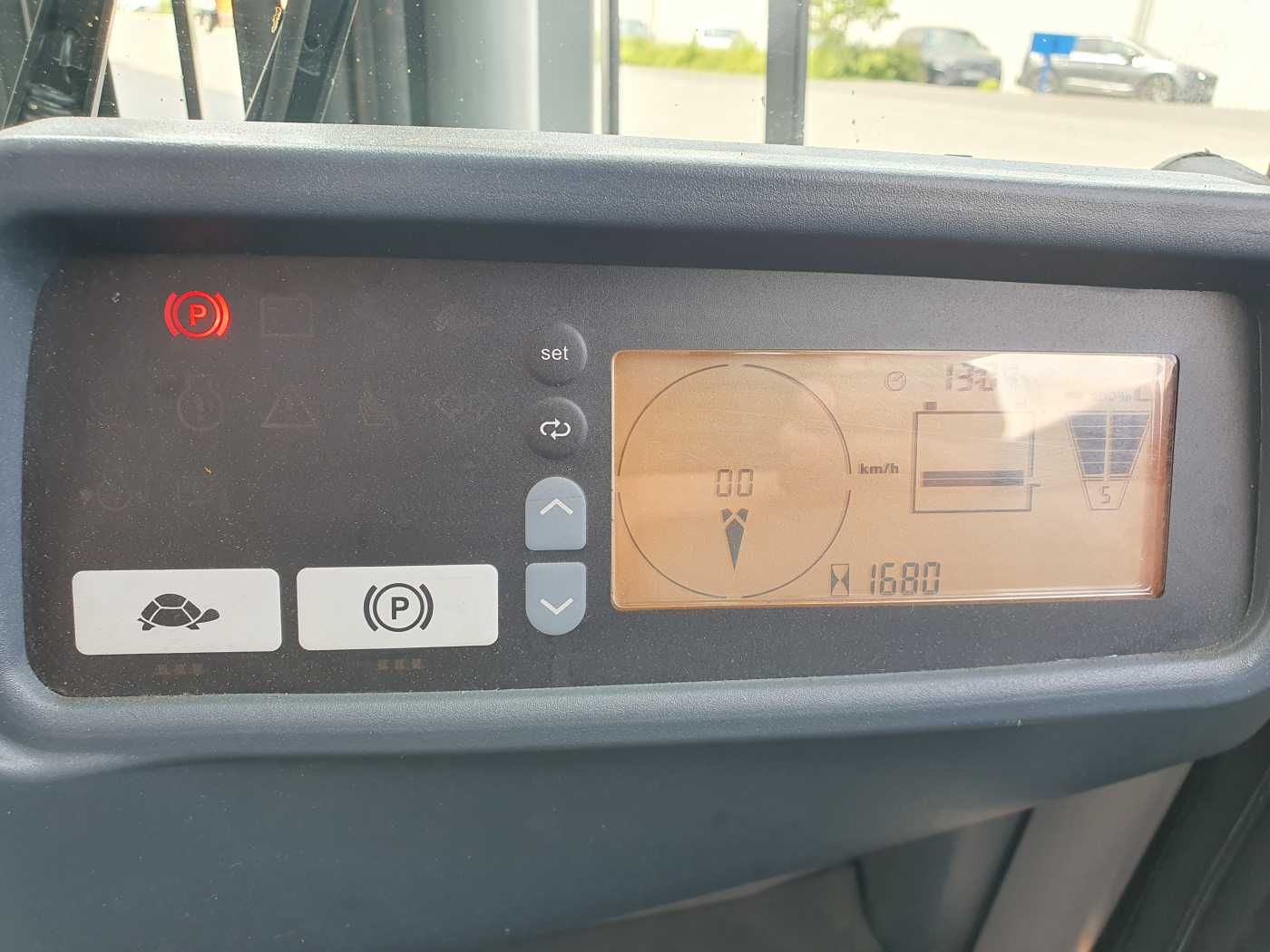 Fahrzeugabbildung Jungheinrich EFG 215 / Triplex 4.25m / SS / nur 1.680h / 2021