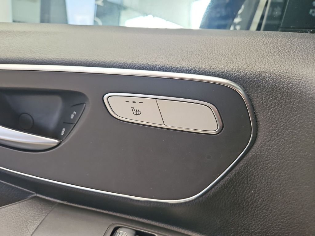Fahrzeugabbildung Mercedes-Benz Vito 114 Tourer Pro kompakt Navi Liege-Paket SHZ